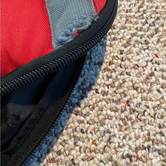 Adidas Load Spring Black & Red Bookbag - Picture 4 of 5